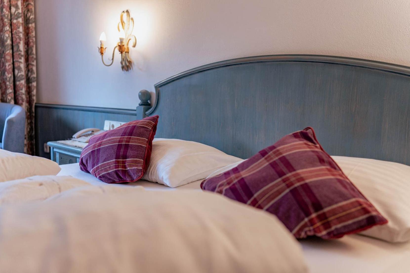 Hotel Donnerhof Fulpmes Room photo