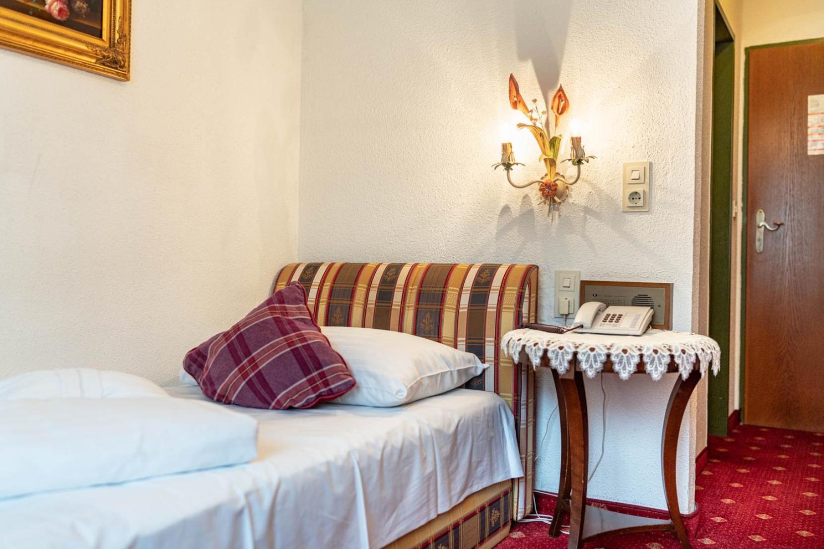 Hotel Donnerhof Fulpmes Room photo