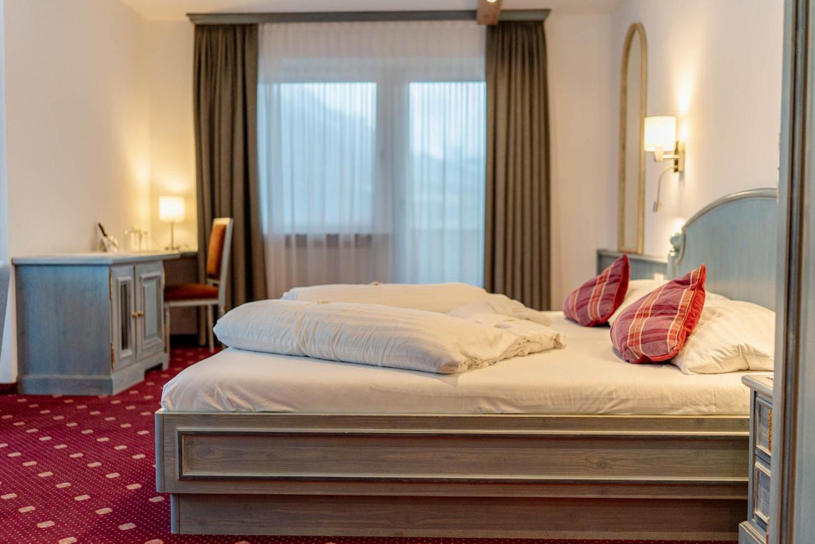 Hotel Donnerhof Fulpmes Room photo