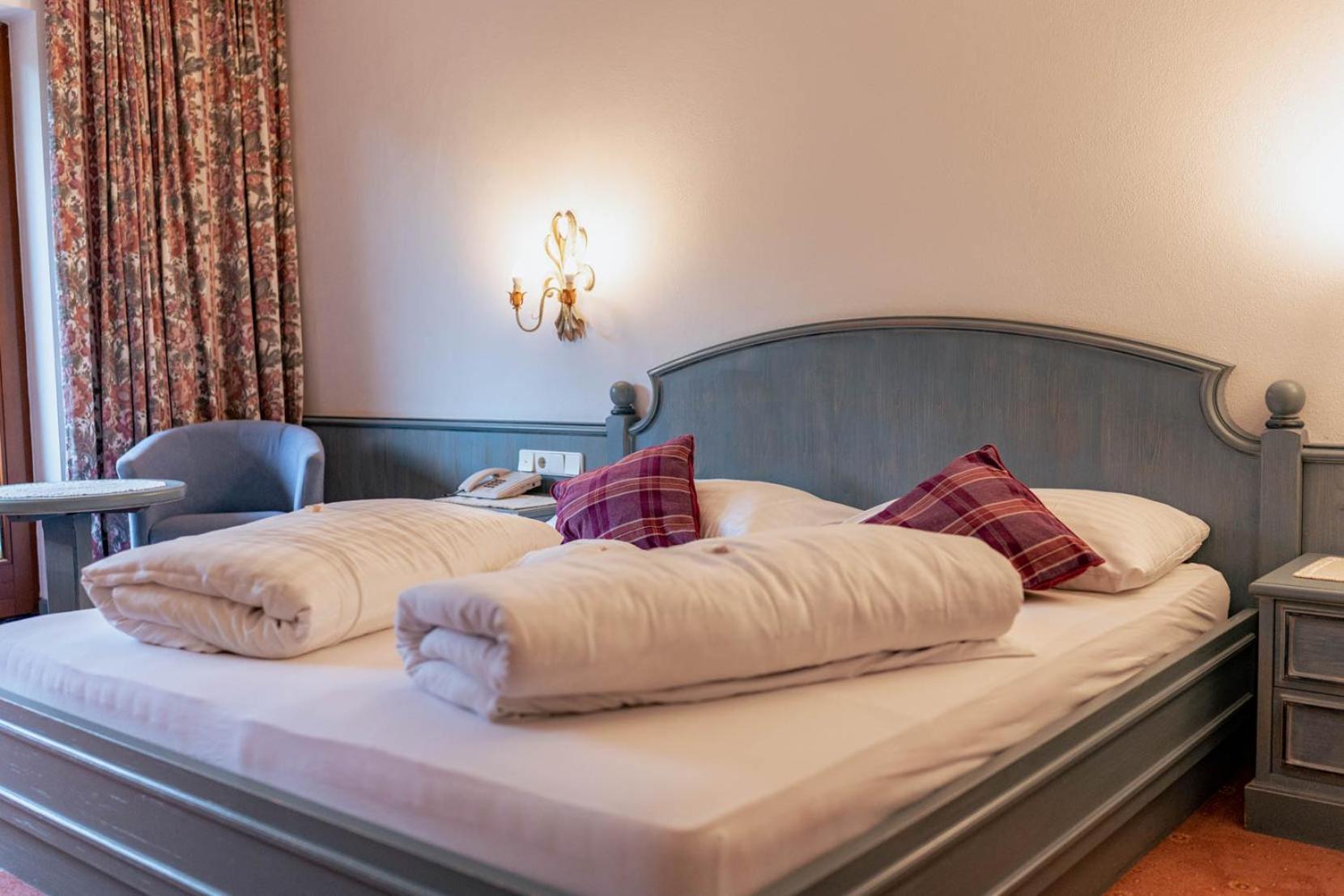 Hotel Donnerhof Fulpmes Room photo
