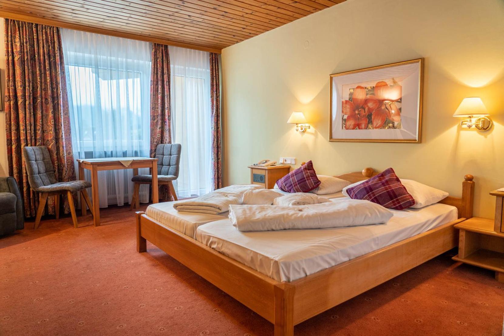 Hotel Donnerhof Fulpmes Room photo