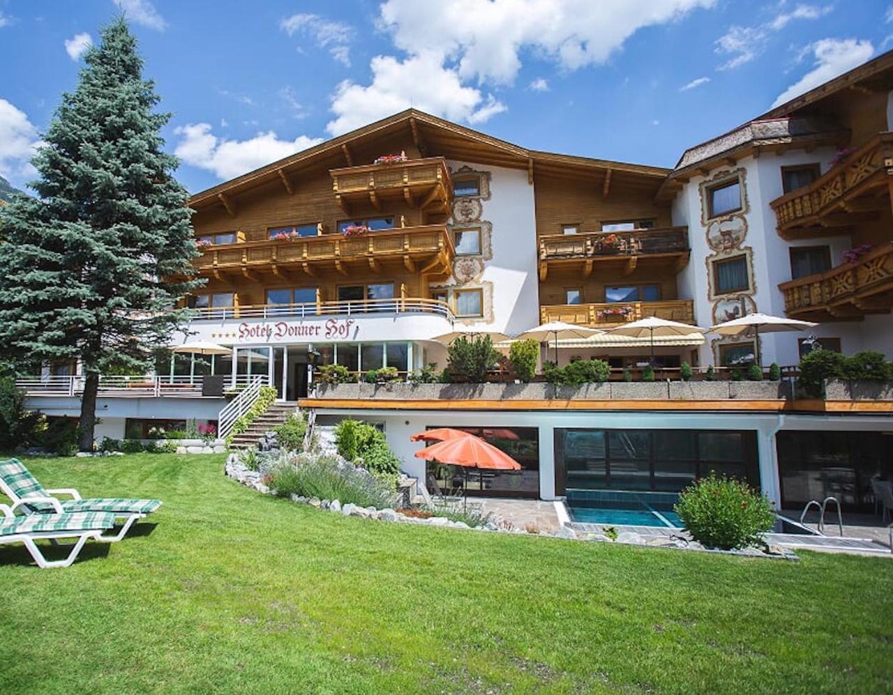 Hotel Donnerhof Fulpmes Exterior photo