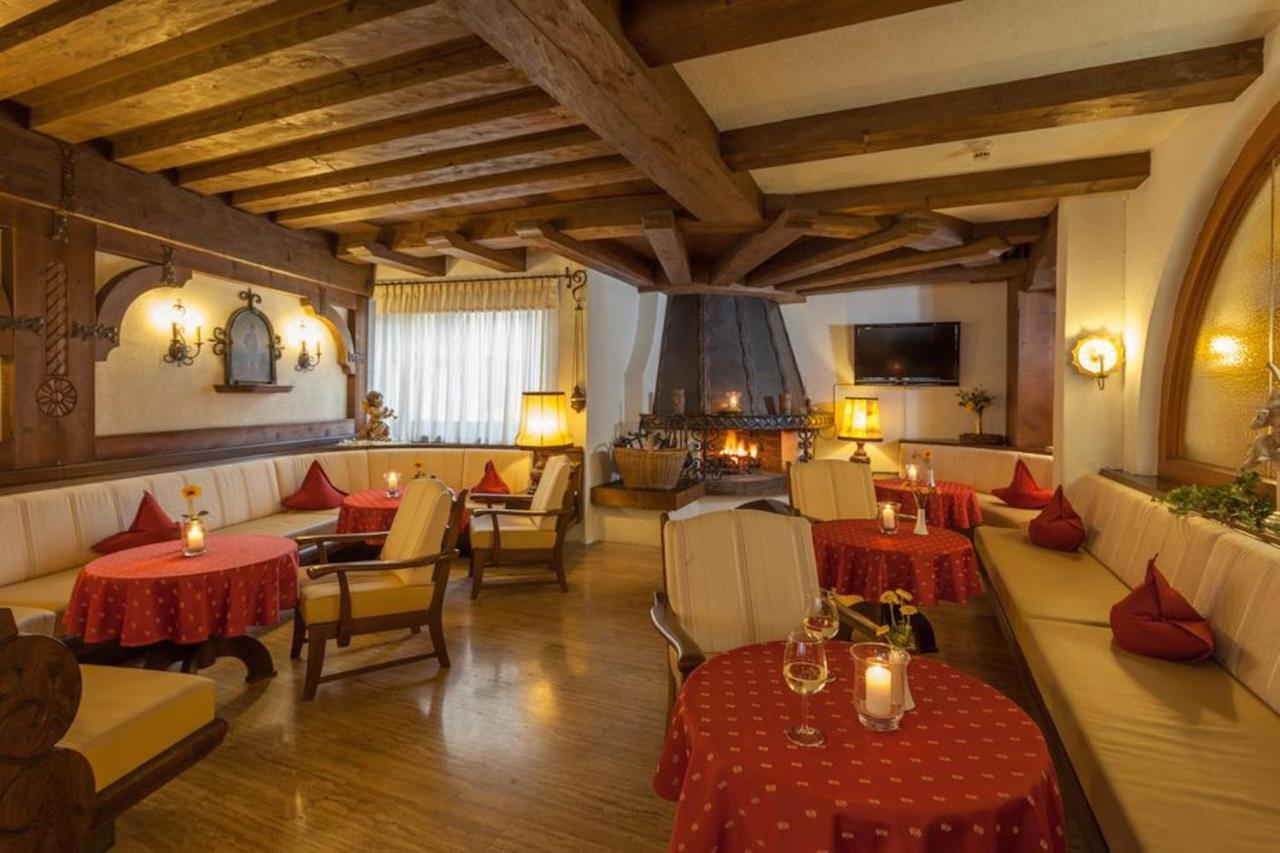 Hotel Donnerhof Fulpmes Exterior photo